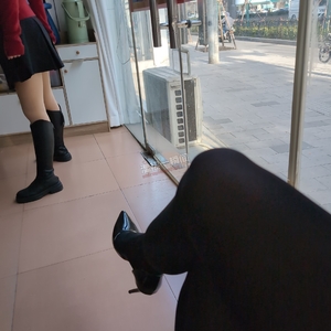 请输入相册名称