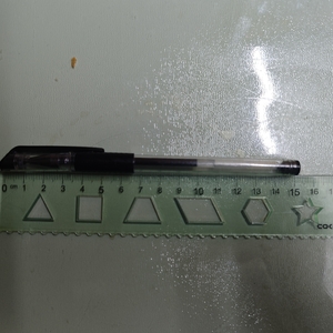 请输入相册名称